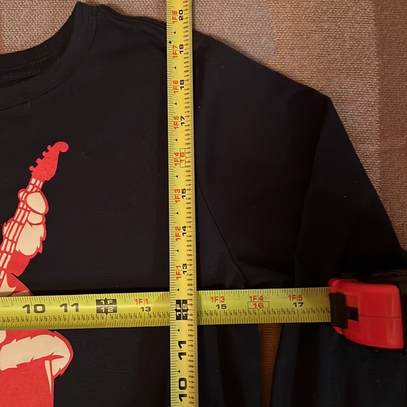 Like new! Oshkosh B’Gosh Christmas Rockin’ Santa /Plaid Boys Pajamas, (M) - Picture 5 of 16